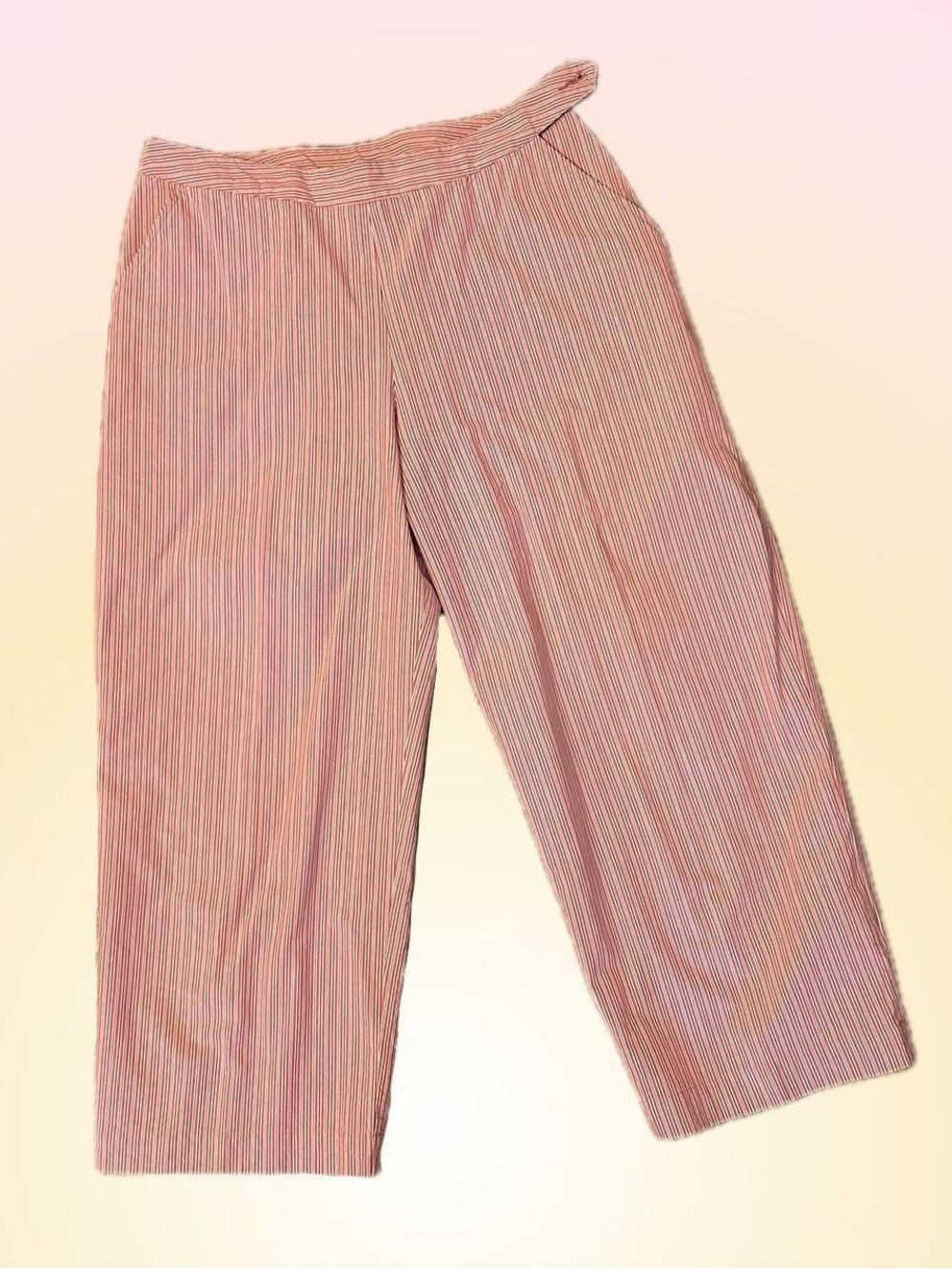 Vintage Tommy Bahama Red and White Pinstripe Capris